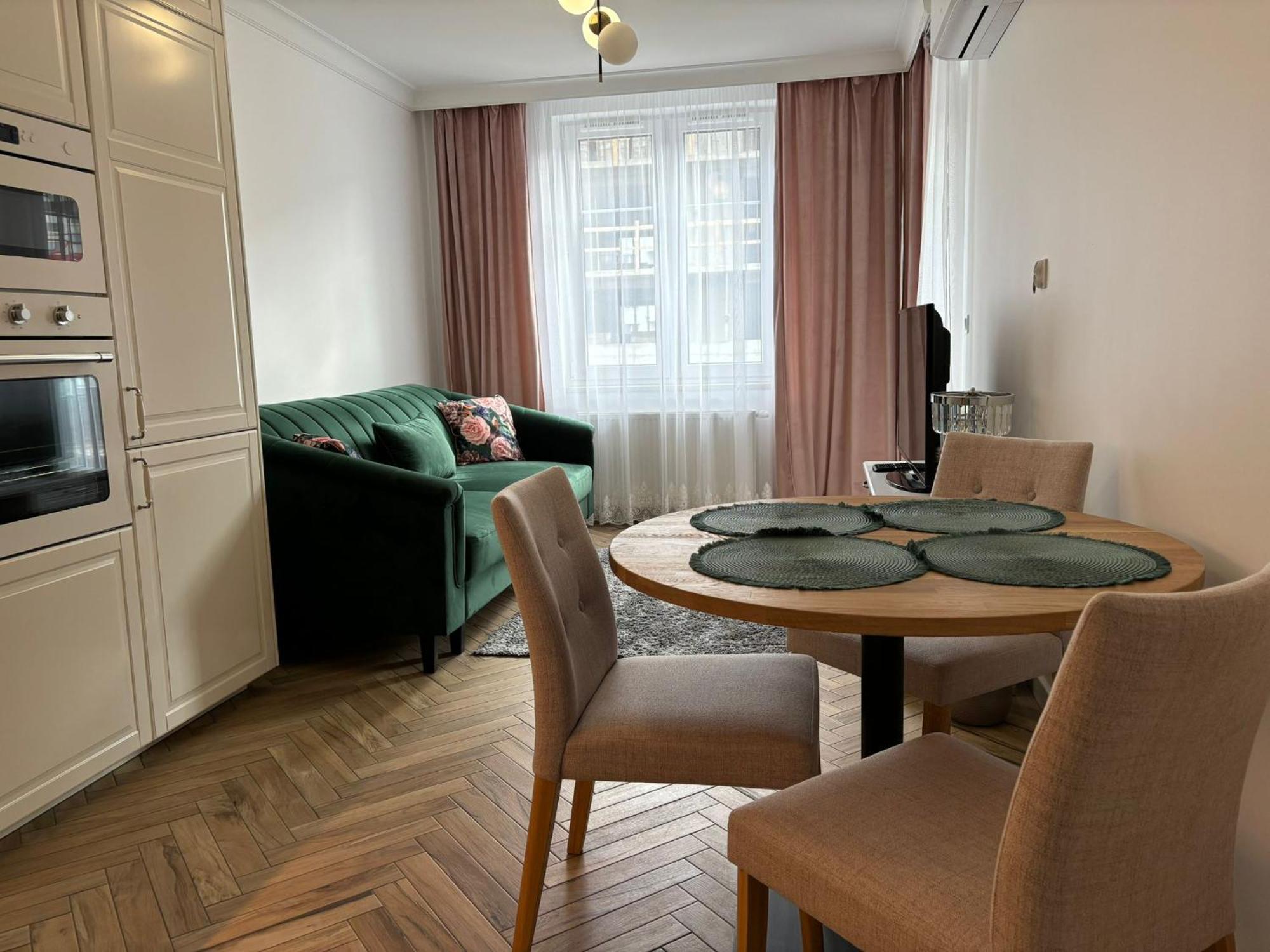 Apartamenty W Centrum Bialegostoku Z Parkingiem W Garazu Podziemnym Białystok Dış mekan fotoğraf